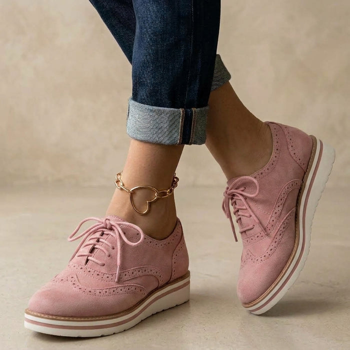 Isadora Brogues